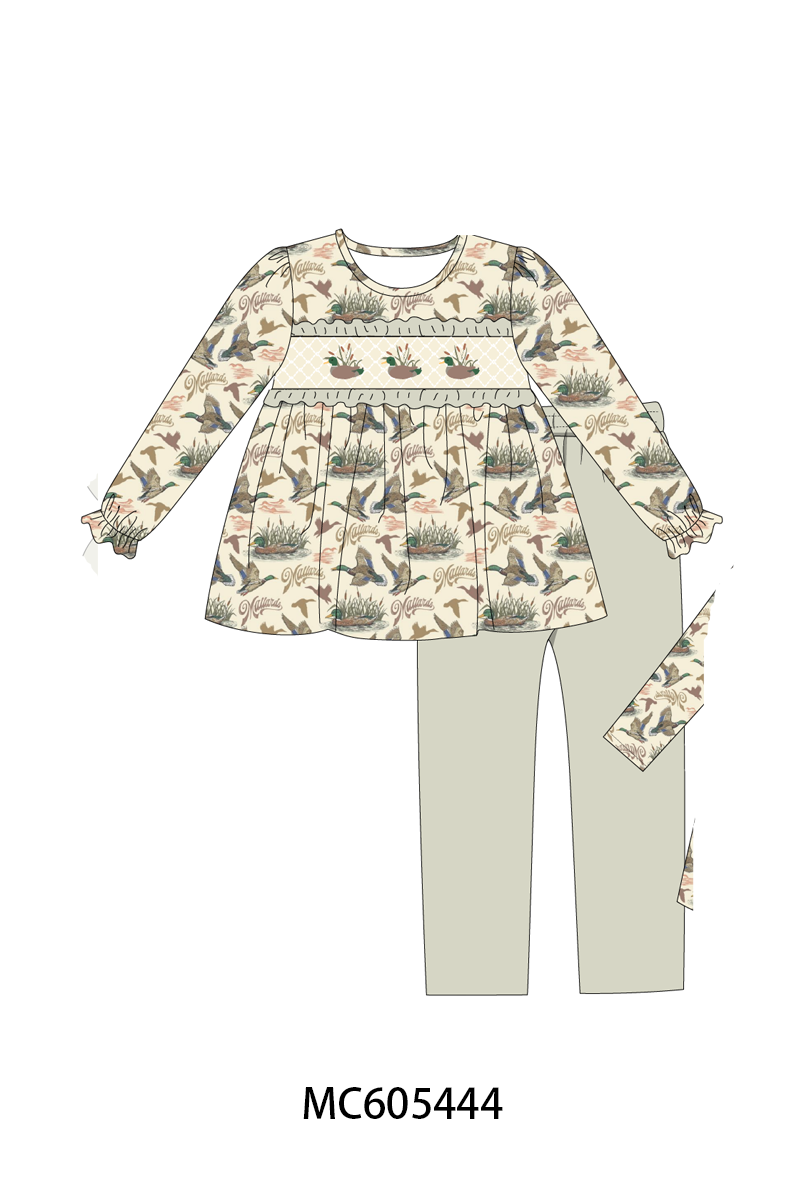 PO93 Green mallard embroidery collection